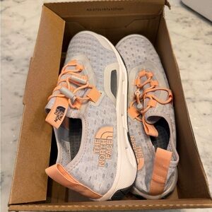 New without Box North Face Skagit Water Shoe size 8